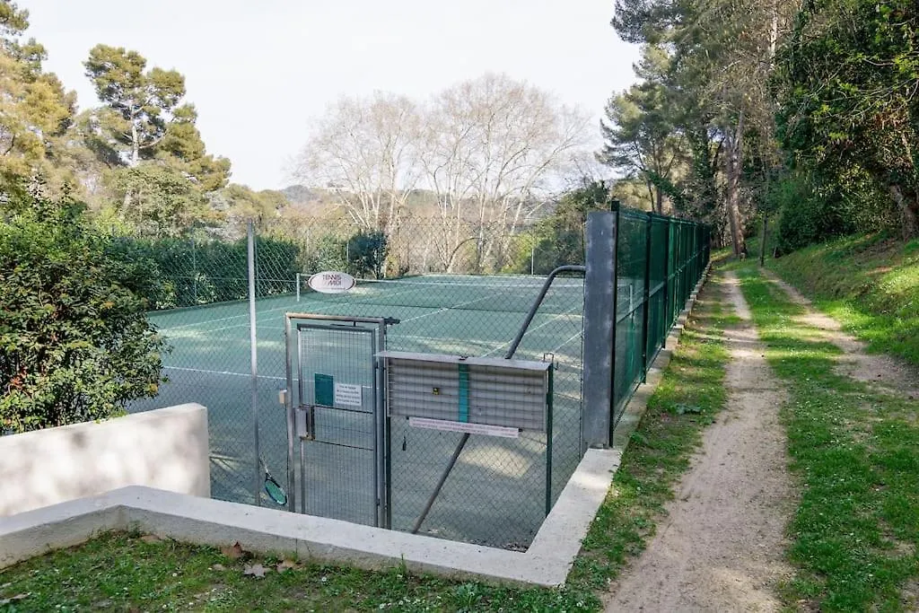 Domaine Des Palmiers - Piscine- Parking - Tennis - Clim Cannes 0*,  Fransa